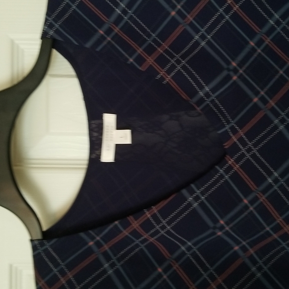 Lauren Conrad Ladies Blouse - Picture 6 of 7